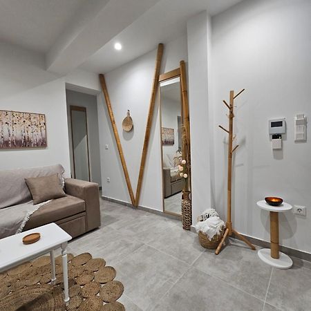 Bamboo Apartment Marousi Center Atenas Exterior foto